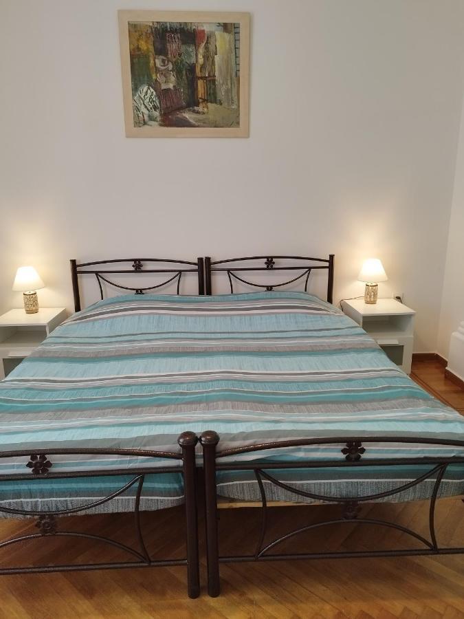 Комната Pilika 4Room With Shared Bath Athens Exterior photo